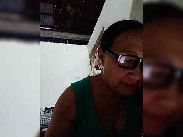 cherrywhite03 webcam