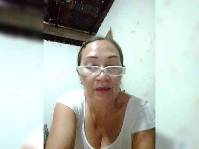 cherrywhite03 webcam