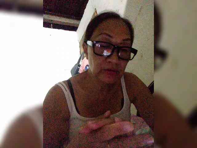 cherrywhite03 webcam