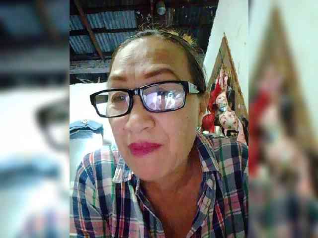 cherrywhite03 Live Webcam on BongaCams