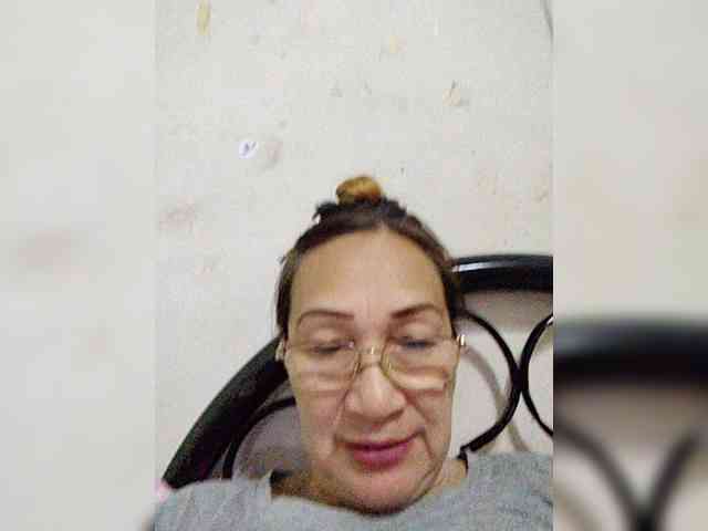 cherrywhite03 webcam