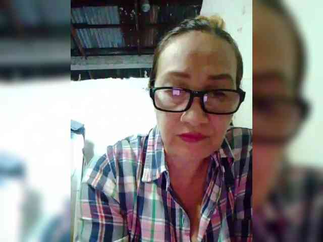 cherrywhite03 webcam