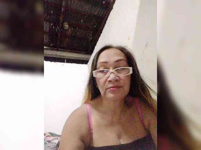 cherrywhite03 webcam