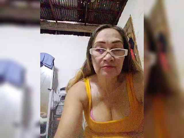 cherrywhite03 webcam