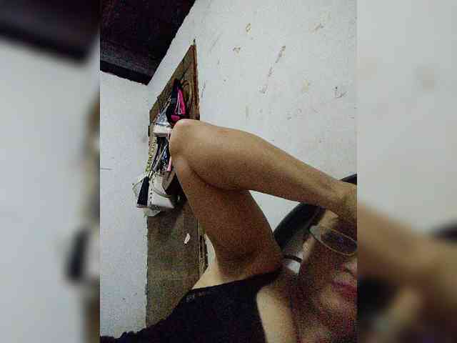 cherrywhite03 webcam