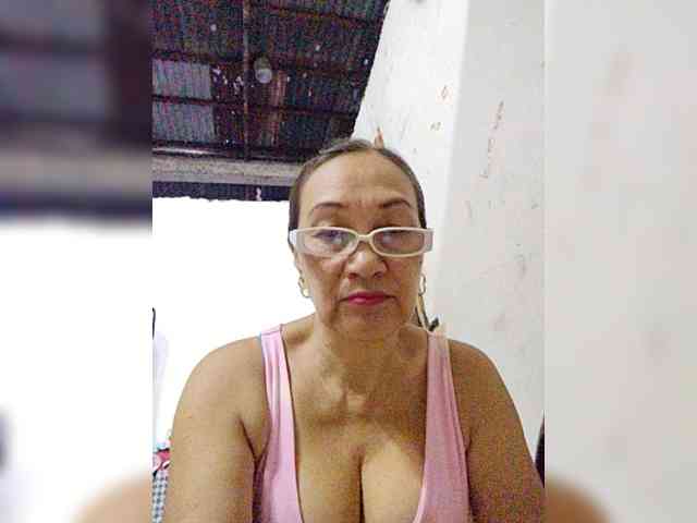 cherrywhite03 webcam
