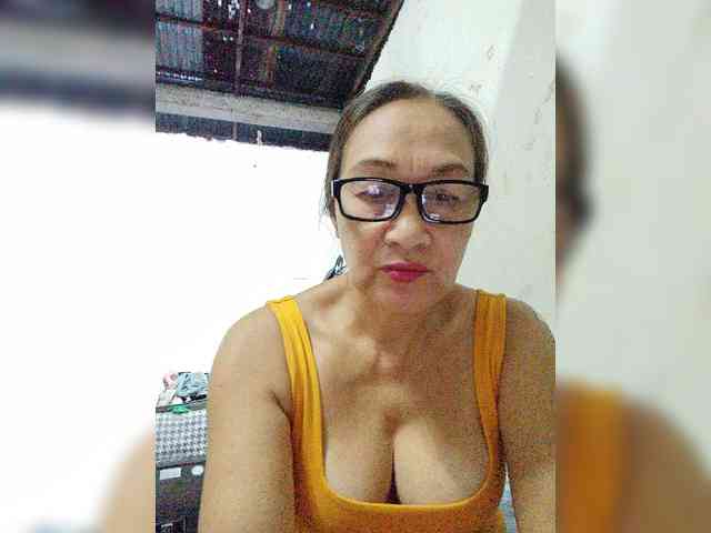 cherrywhite03 webcam