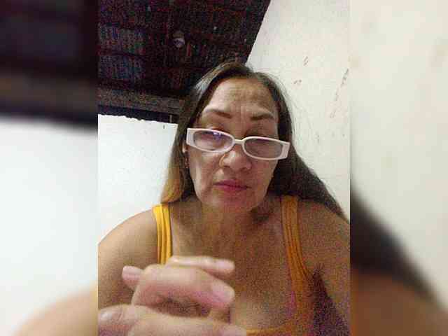 cherrywhite03 webcam