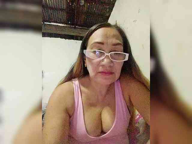 cherrywhite03 webcam