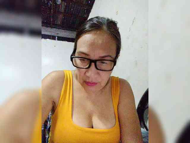 cherrywhite03 webcam