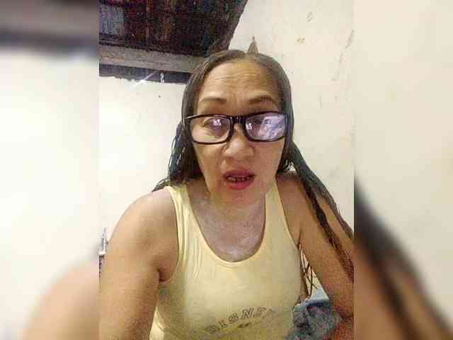 cherrywhite03 webcam