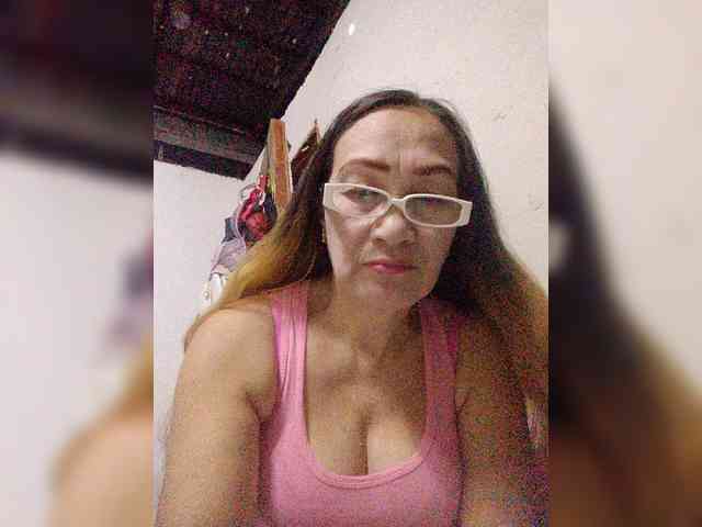 cherrywhite03 webcam