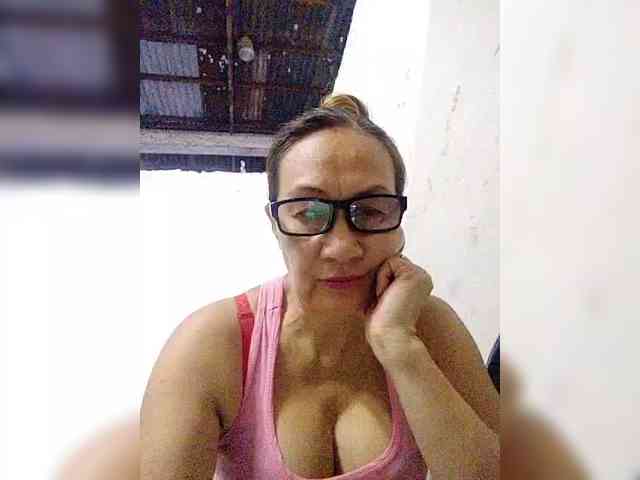 cherrywhite03 webcam