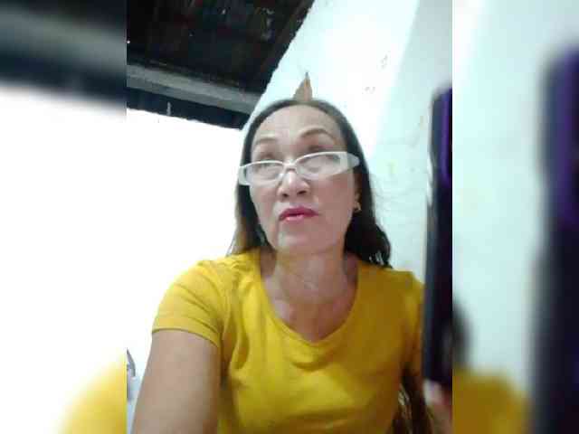 cherrywhite03 webcam