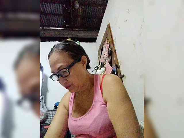 cherrywhite03 webcam