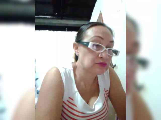 cherrywhite03 webcam