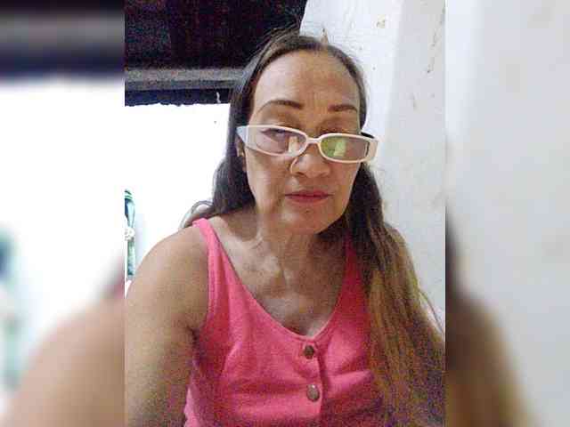 cherrywhite03 webcam