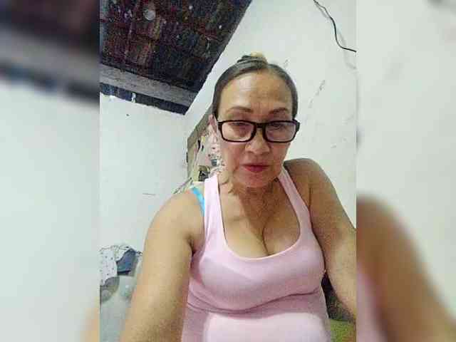 cherrywhite03 webcam