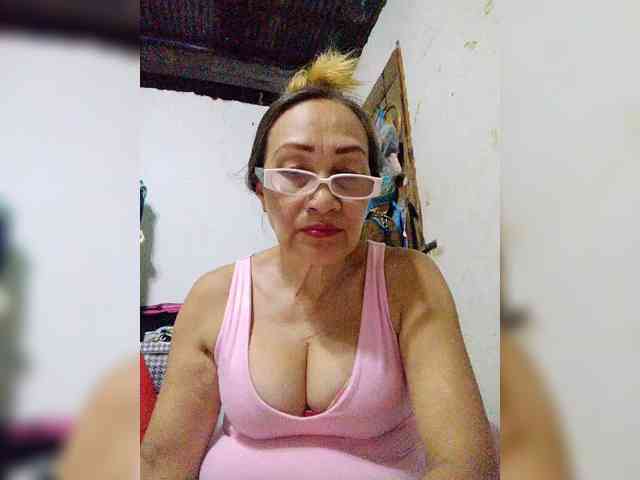 cherrywhite03 webcam