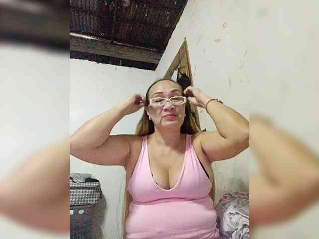 cherrywhite03 webcam