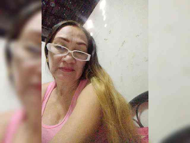 cherrywhite03 webcam