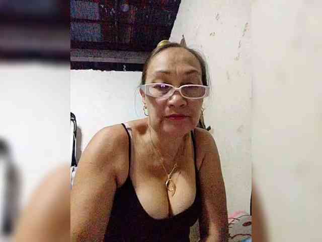 cherrywhite03 webcam