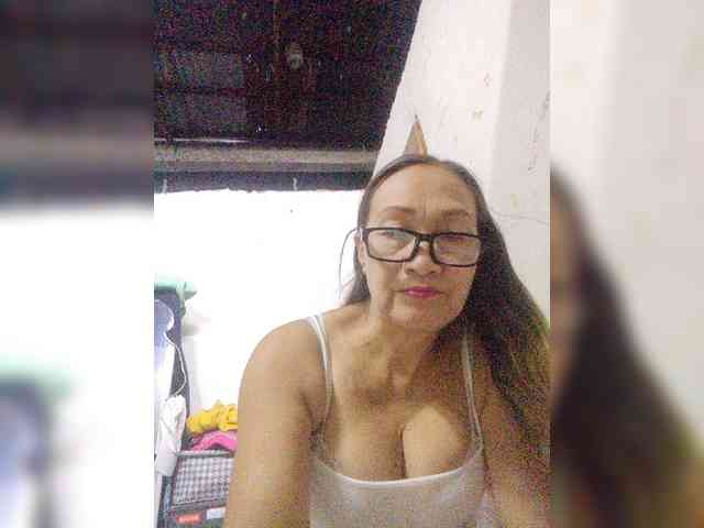 cherrywhite03 webcam