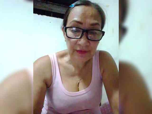 cherrywhite03 webcam
