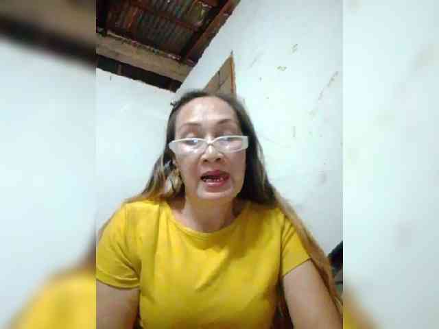 cherrywhite03 webcam