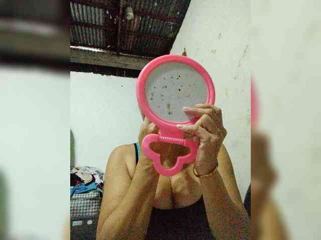 cherrywhite03 webcam