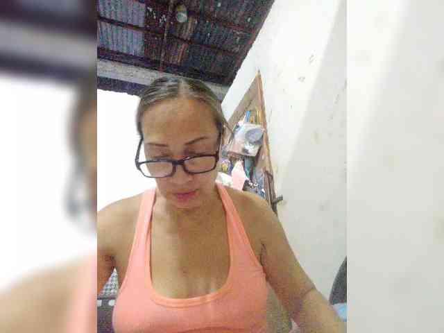 cherrywhite03 webcam