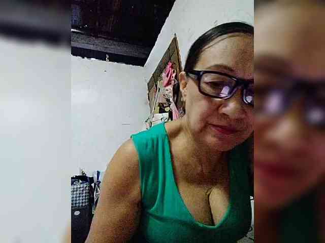 cherrywhite03 webcam