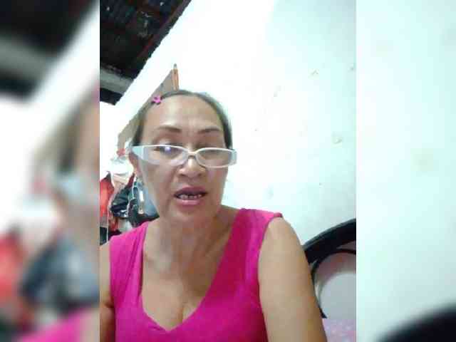 cherrywhite03 webcam