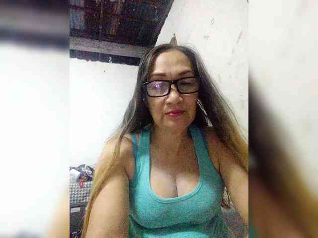 cherrywhite03 webcam