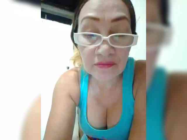 cherrywhite03 webcam