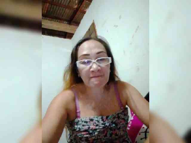 cherrywhite03 webcam