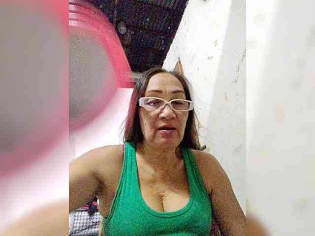 cherrywhite03 webcam