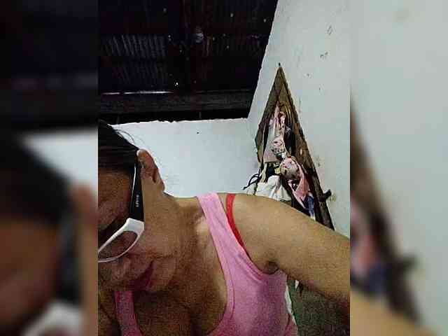 cherrywhite03 webcam
