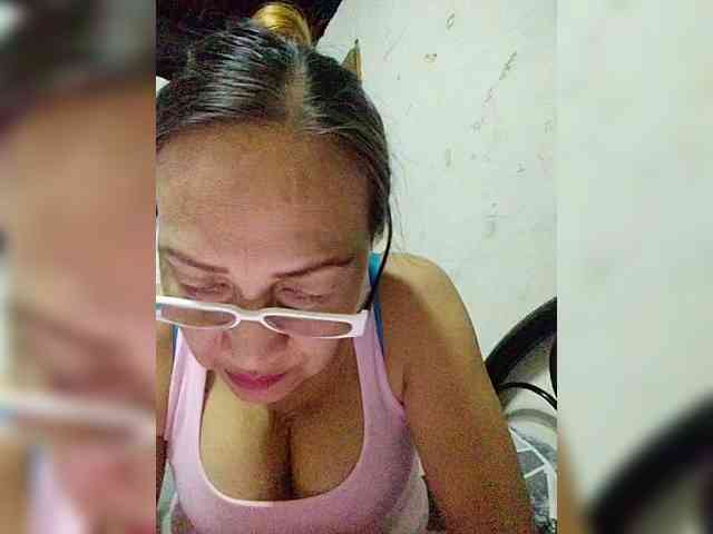 cherrywhite03 webcam