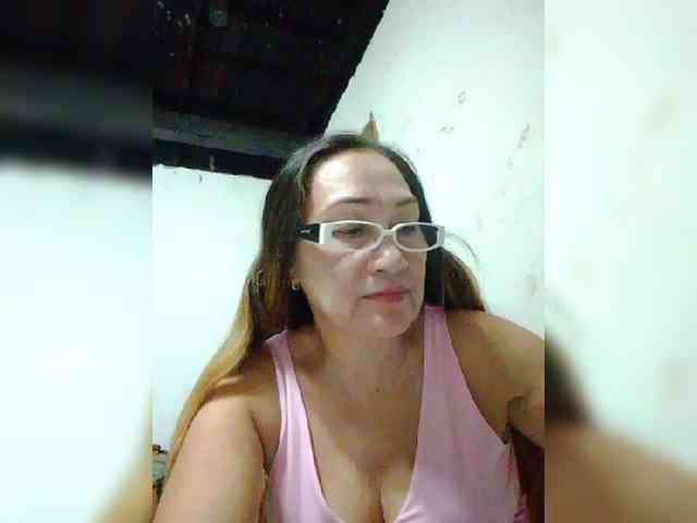 cherrywhite03 webcam