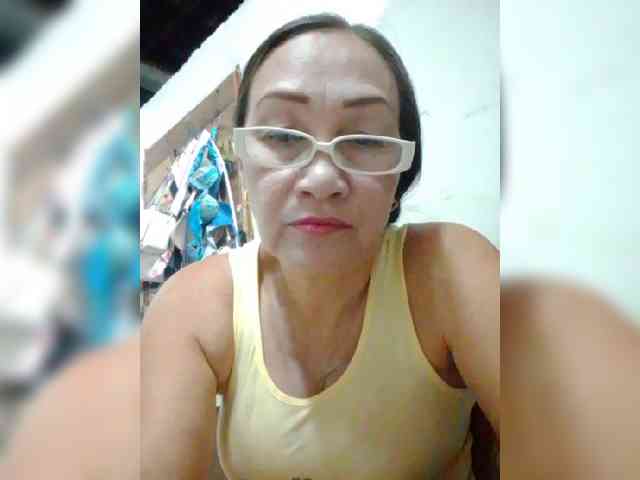 cherrywhite03 webcam