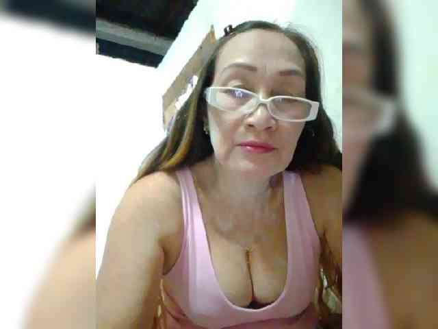 cherrywhite03 webcam