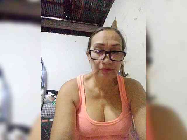 cherrywhite03 webcam