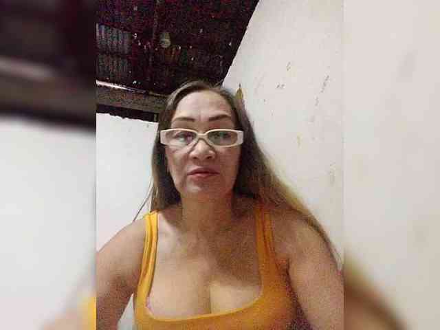 cherrywhite03 webcam