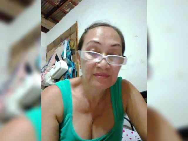 cherrywhite03 webcam