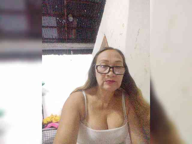 cherrywhite03 webcam