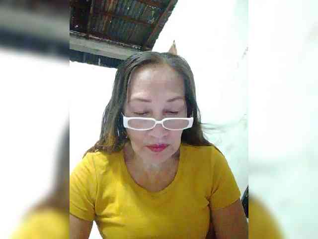 cherrywhite03 webcam