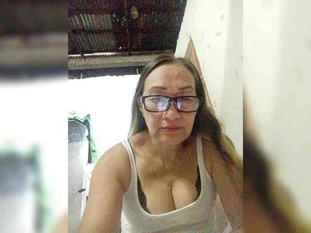 cherrywhite03 webcam