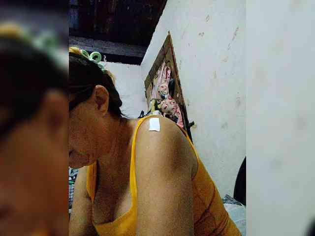 cherrywhite03 webcam