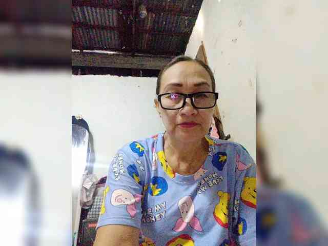 cherrywhite03 webcam